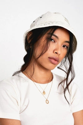 uo utility bucket hat
