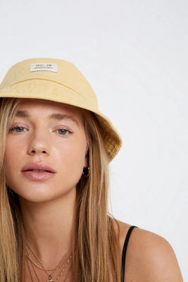 uo utility bucket hat