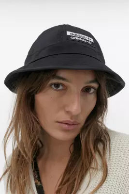 adidas bucket hat urban outfitters