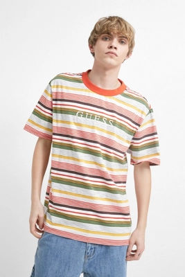 T shirt shop guess urban outfitters