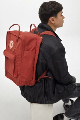 urban outfitters backpack fjallraven