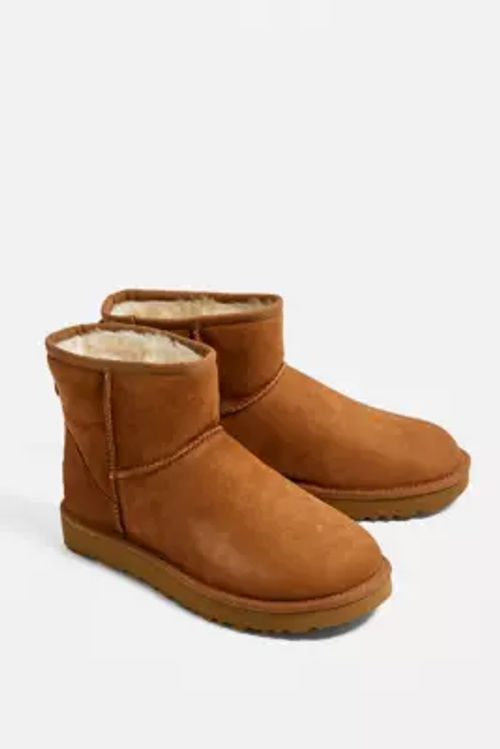 UGG Classic Mini II Chestnut...