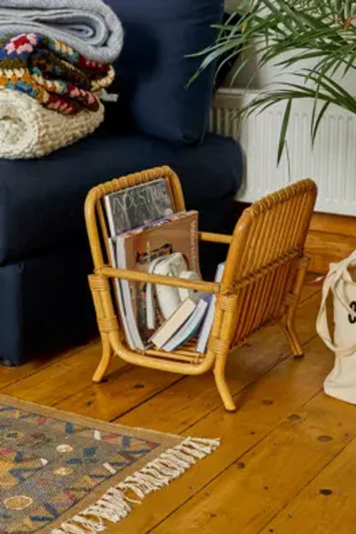 Corner Store Vinyl Storage Rack