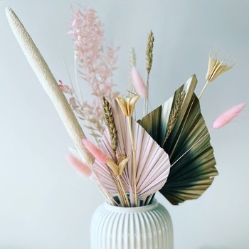 Mixed Dried Flowers.oriental Style Grasses.pink Flowers, Palm Spears Pink Bunny Tails, Dried Grasses