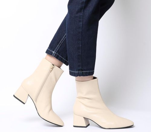 Vagabond Alice Block Boot Compare | The Oracle