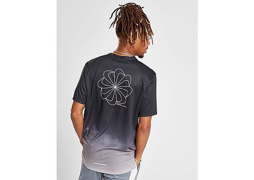 Kardinaal Transistor Cater Nike Pinwheel Fade T-Shirt - Black - Mens | Compare | Union Square Aberdeen  Shopping Centre