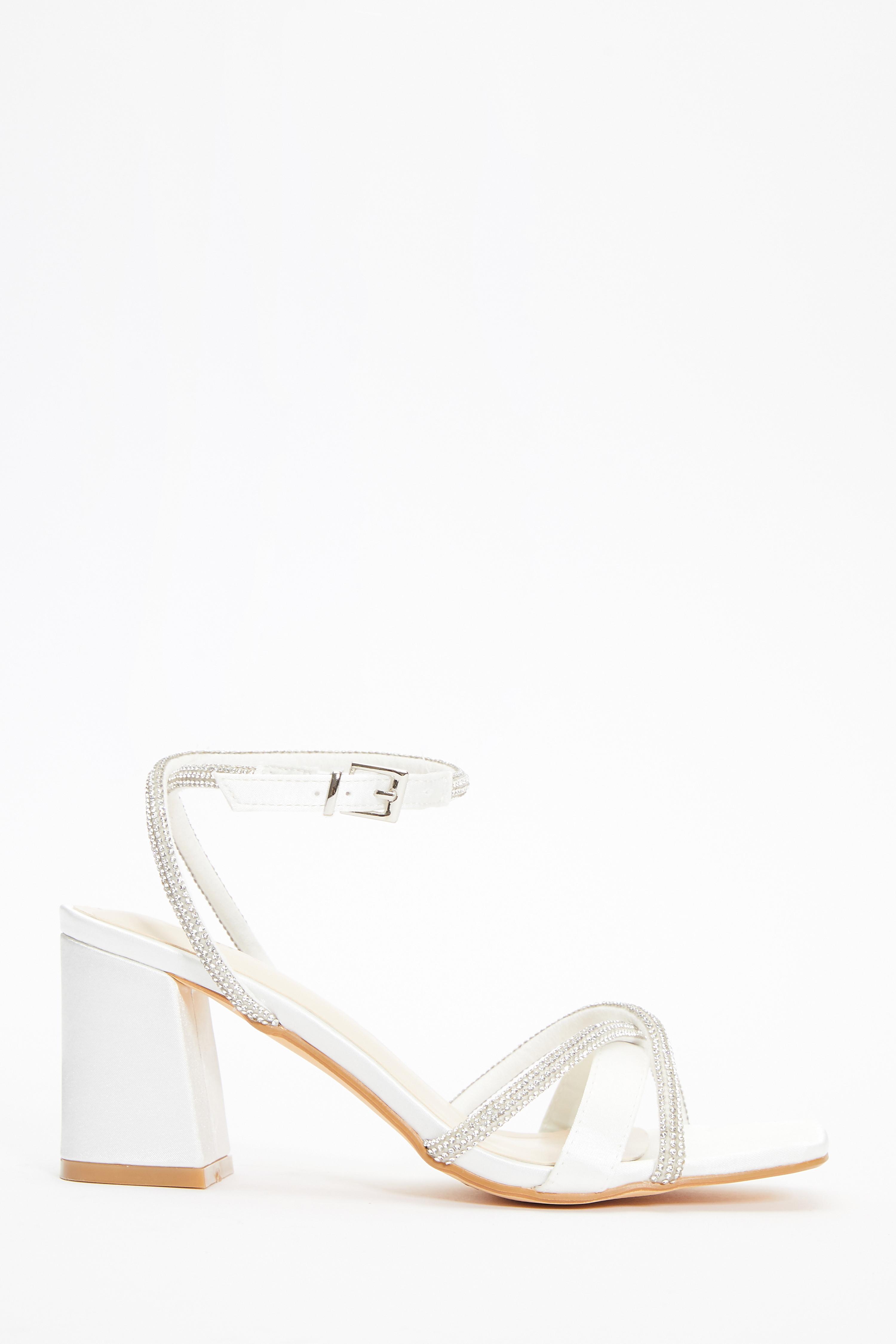 Quiz on sale diamante sandals