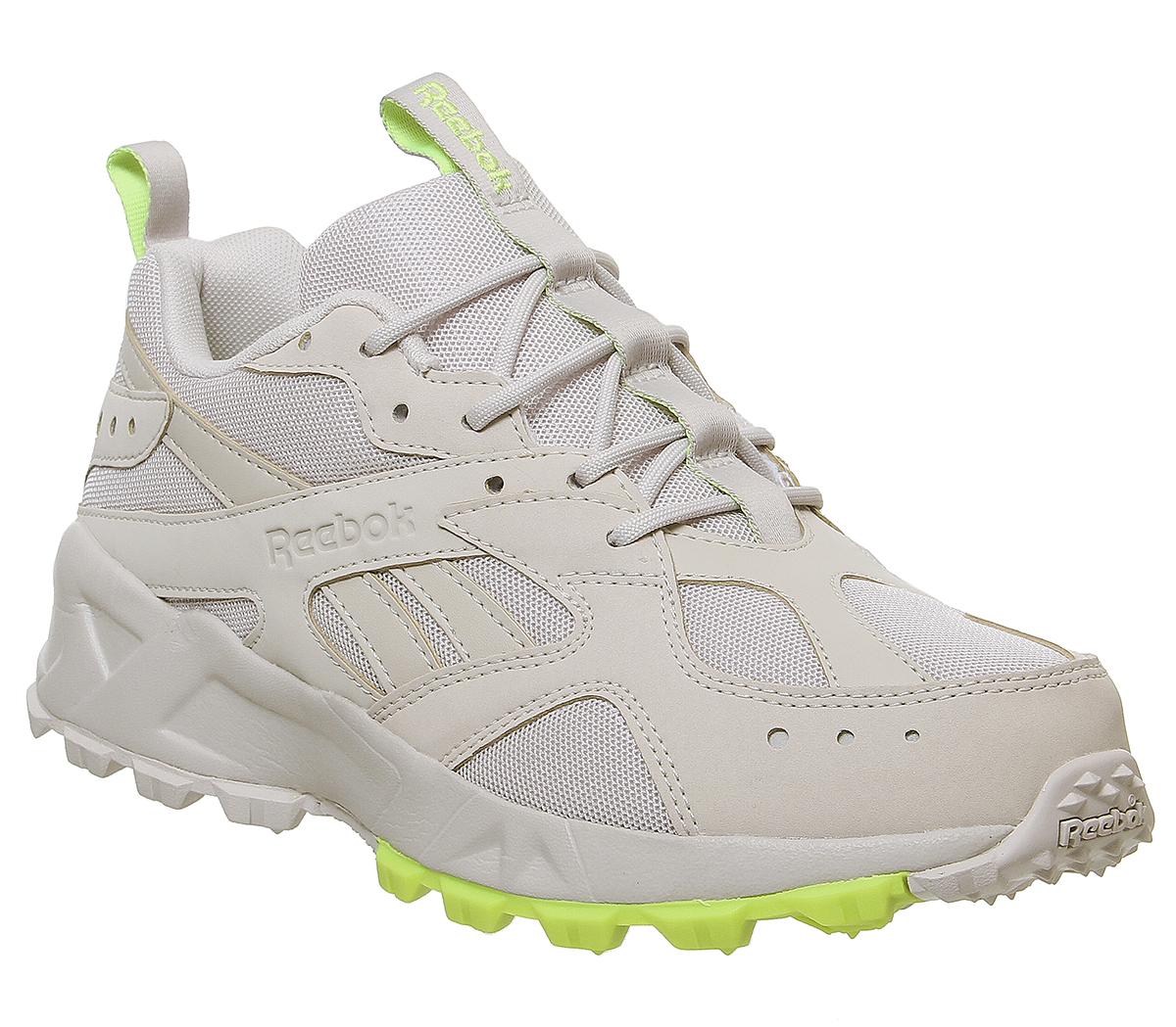 Reebok Aztrek 93 Trail STUCCO PANTONE | Compare | Trinity Leeds
