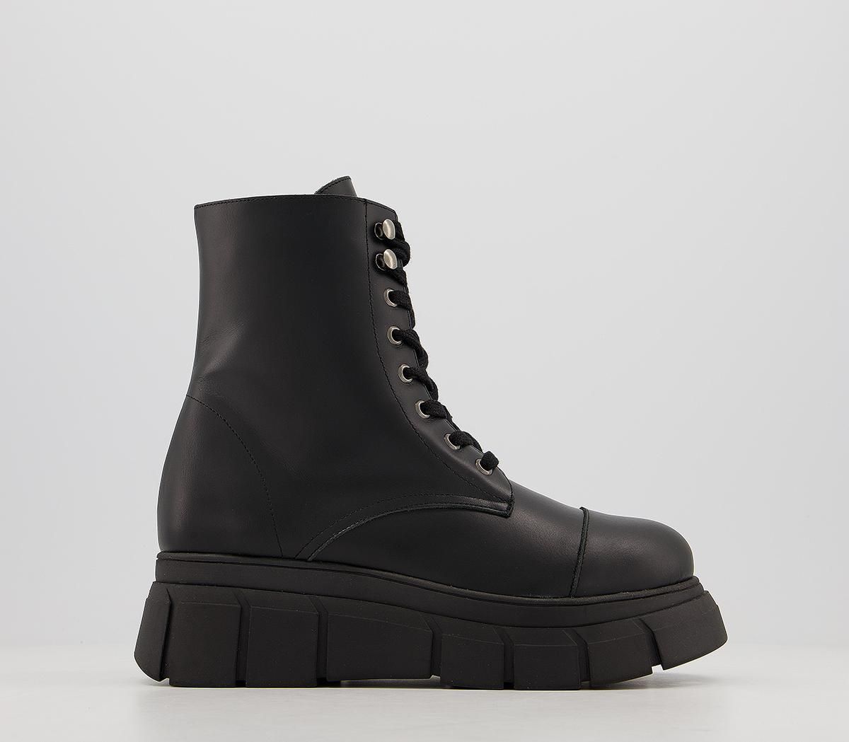 ugg quinlin lace up boot