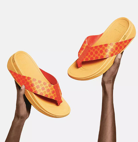 FitFlop x Yinka Ilori Surfa toe-post sandals