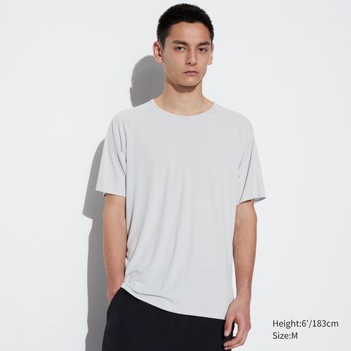 Uniqlo - Lightweight T-Shirt...