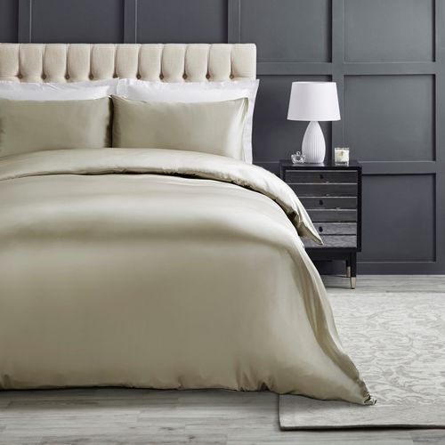 Dorma Ivory 100% Silk Duvet...