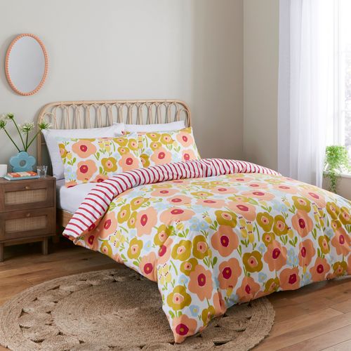 Spring Bloom Pink Duvet Cover...