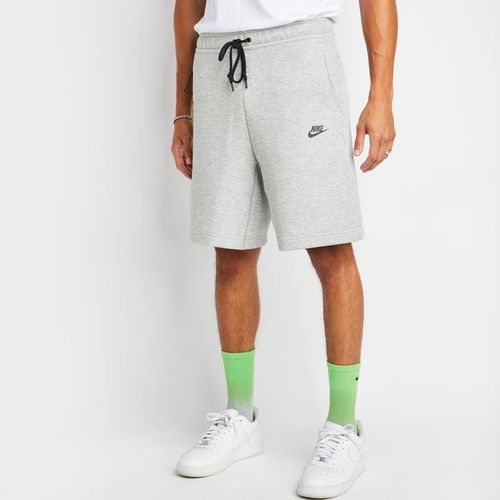 Nike Tech Fleece - Men Shorts