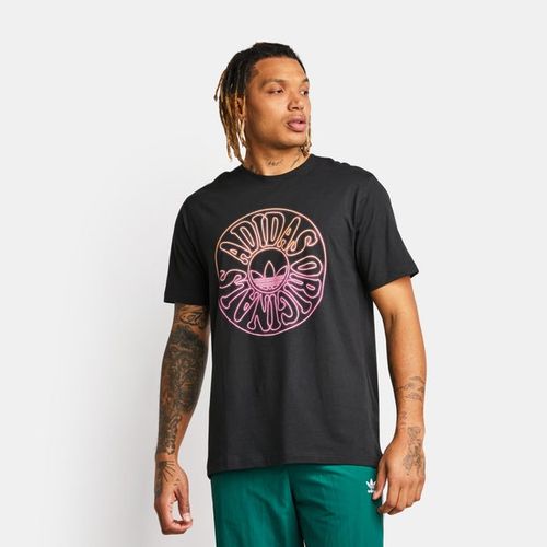 Adidas Graphic - Men T-shirts