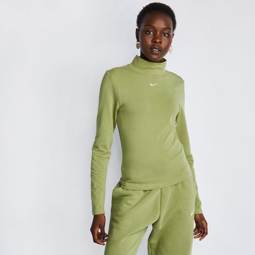 Nike Essentials - Women...