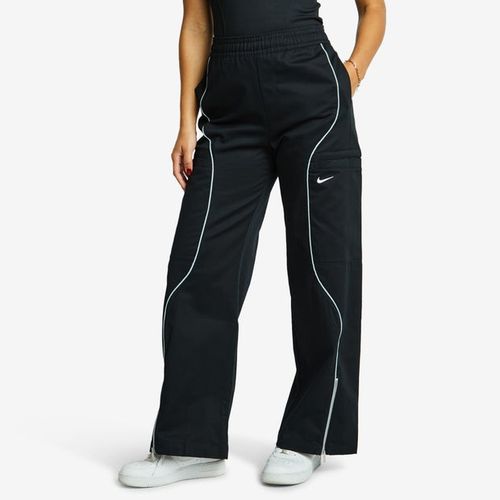 Nike Street - Women Pants