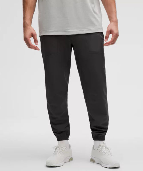 lululemon – Men's License to...