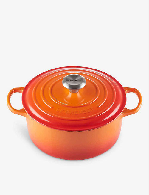 Le Creuset Round casserole...