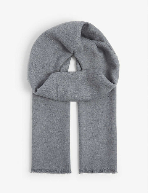 Raw-edge wool scarf