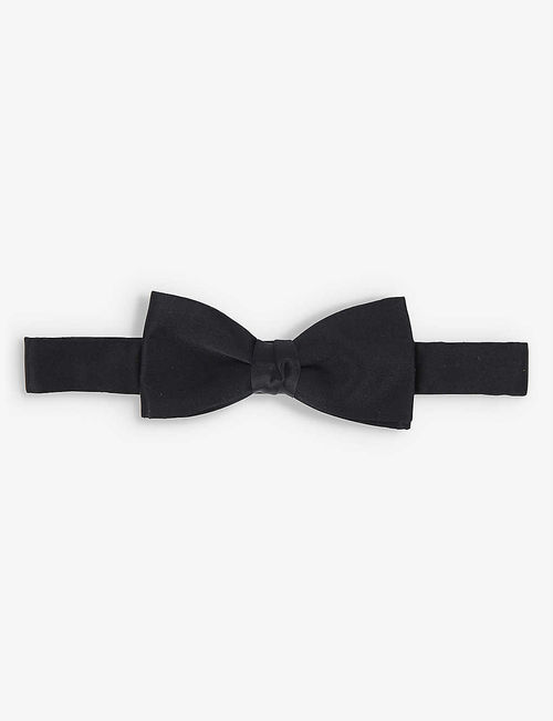 Silk bow tie