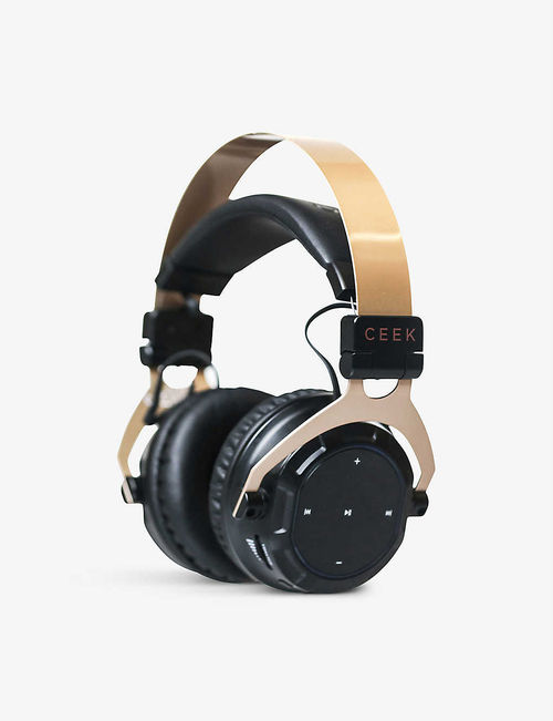 CEEK 4D Audio headphones