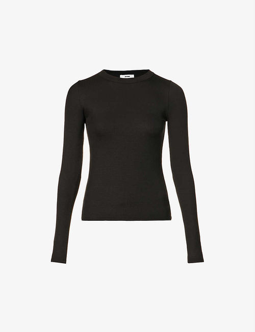 Long-sleeve round-neck...