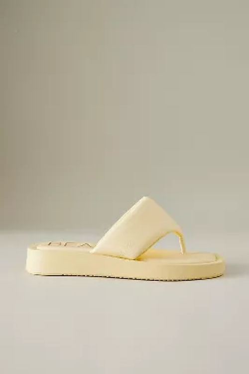 Matisse Izzie Toe-Strap...