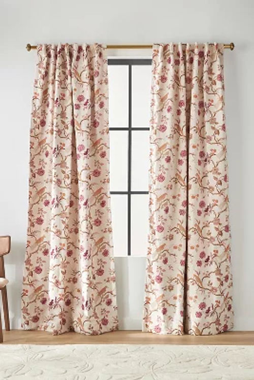 Perla Curtain