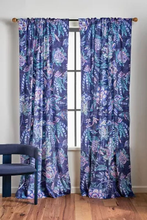 Cecilia Curtain