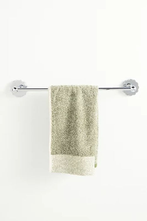 Wiggle Towel Bar