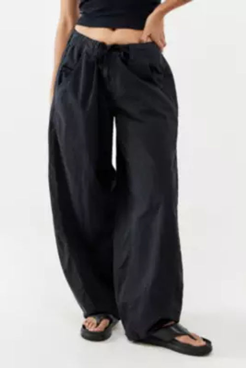 BDG Carter Cocoon Tech Pants...