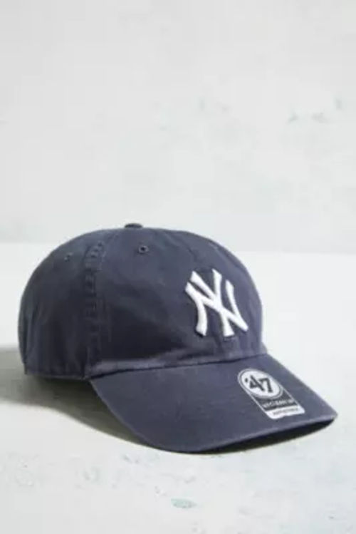 NY Yankees New Era Navy Clean Trucker Cap