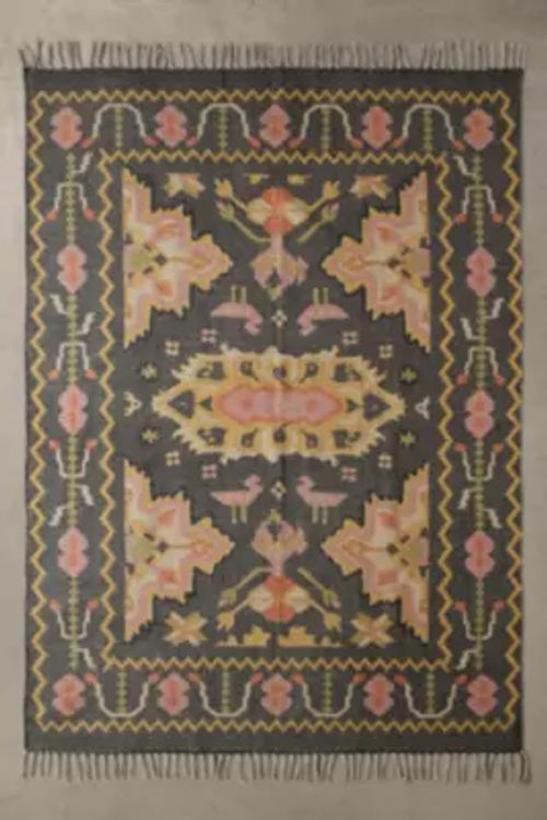 Avery Floral 5x7 Rug at Urban...