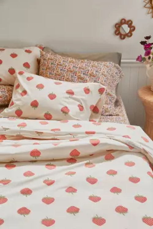 Strawberry Duvet Set - White...