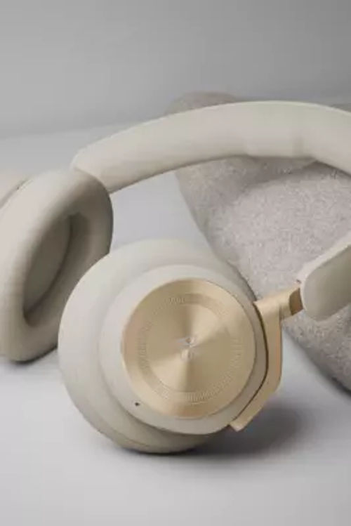 Bang & Olufsen Gold Beoplay...