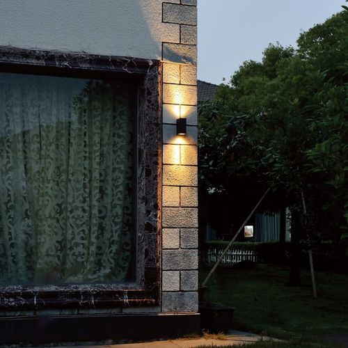 LED Außenwandleuchte in...