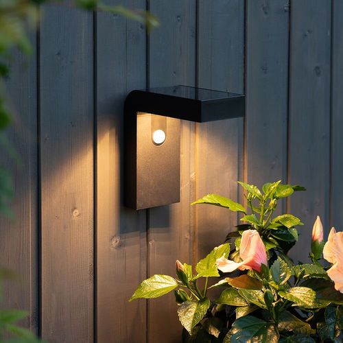 LED Solar Wandleuchte Vici in...