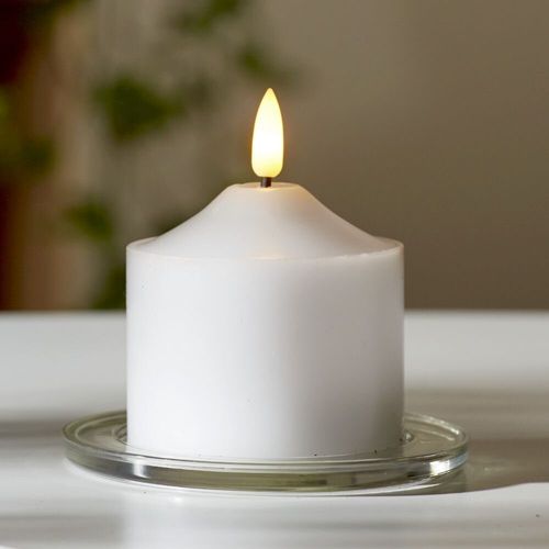 LED Wachskerze Flamme in Weiß...