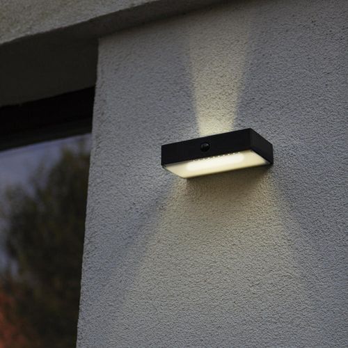 Smarte LED Solar Wandleuchte...