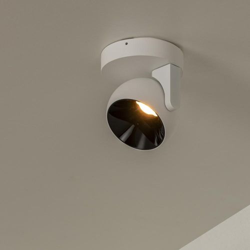 LED Wand- und Deckenleuchte...