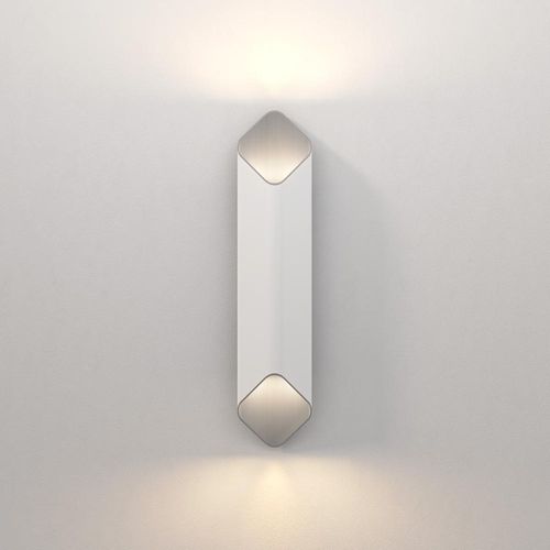 LED Wandleuchte Ako in...