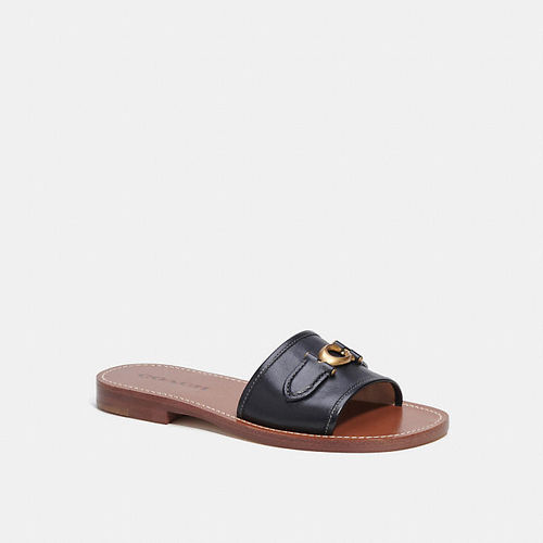 Ina Sandal