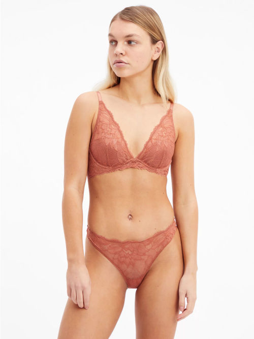 Calvin Klein Women's Seductive Comfort with Lace Lightly Lined