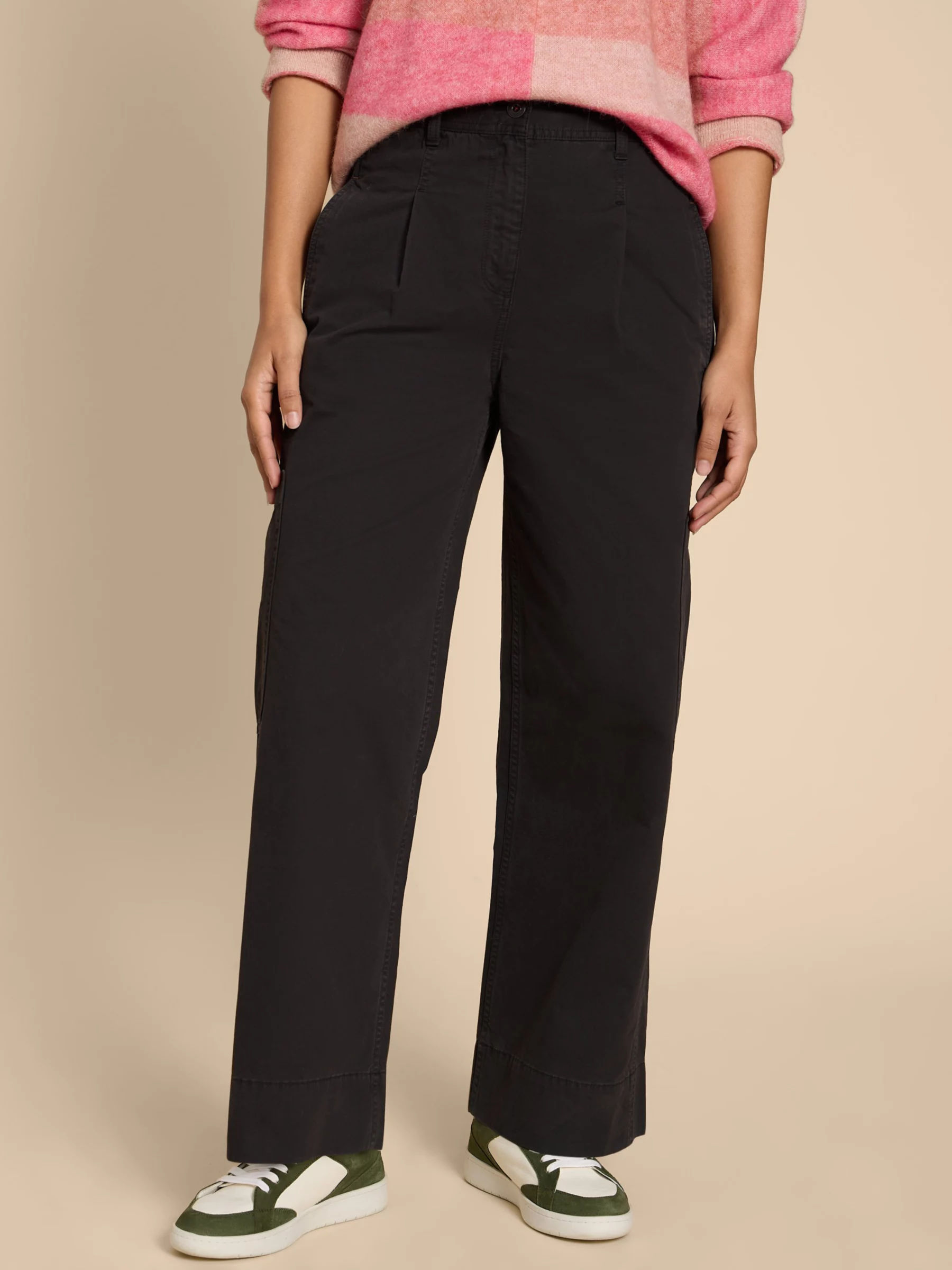 Tapered Fit Cargo Pants | Calvin Klein® USA