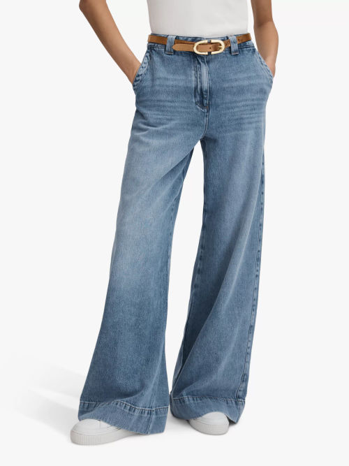 Denim Stretch Lucy Flared Jean, WHISTLES