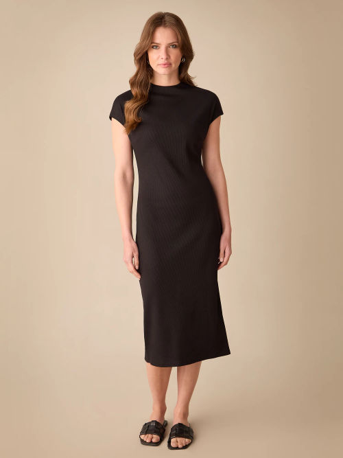 Ro&Zo Petite Narrow Rib Knit Midi Dress