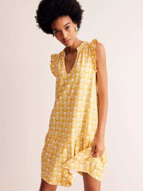 Boden Daisy Pineapple Print...