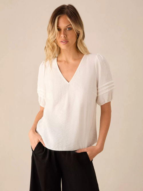 Ro&Zo Pleat Sleeve Top, White