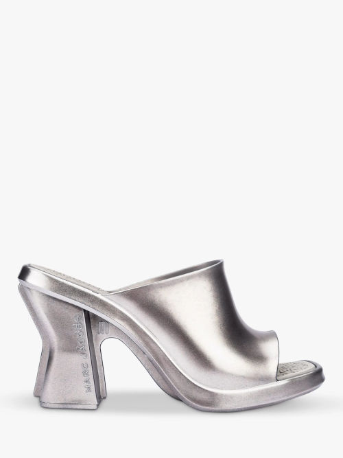 Melissa Mule x Marc Jacobs...